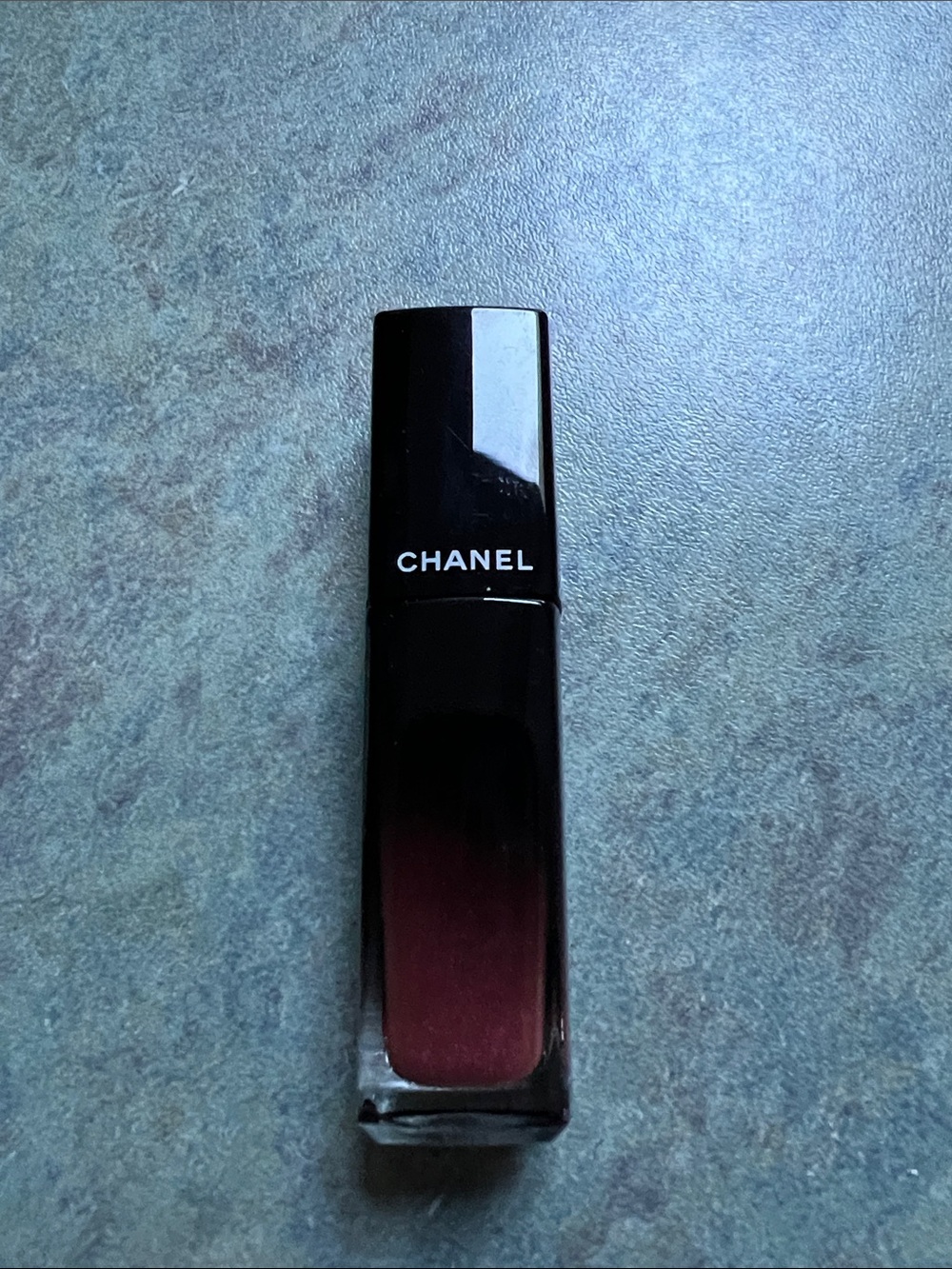CHANEL rouge allure laque - 96 Avant-Gardiste